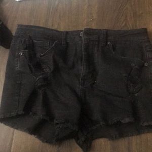 CUTE black Aeropostale shorts
